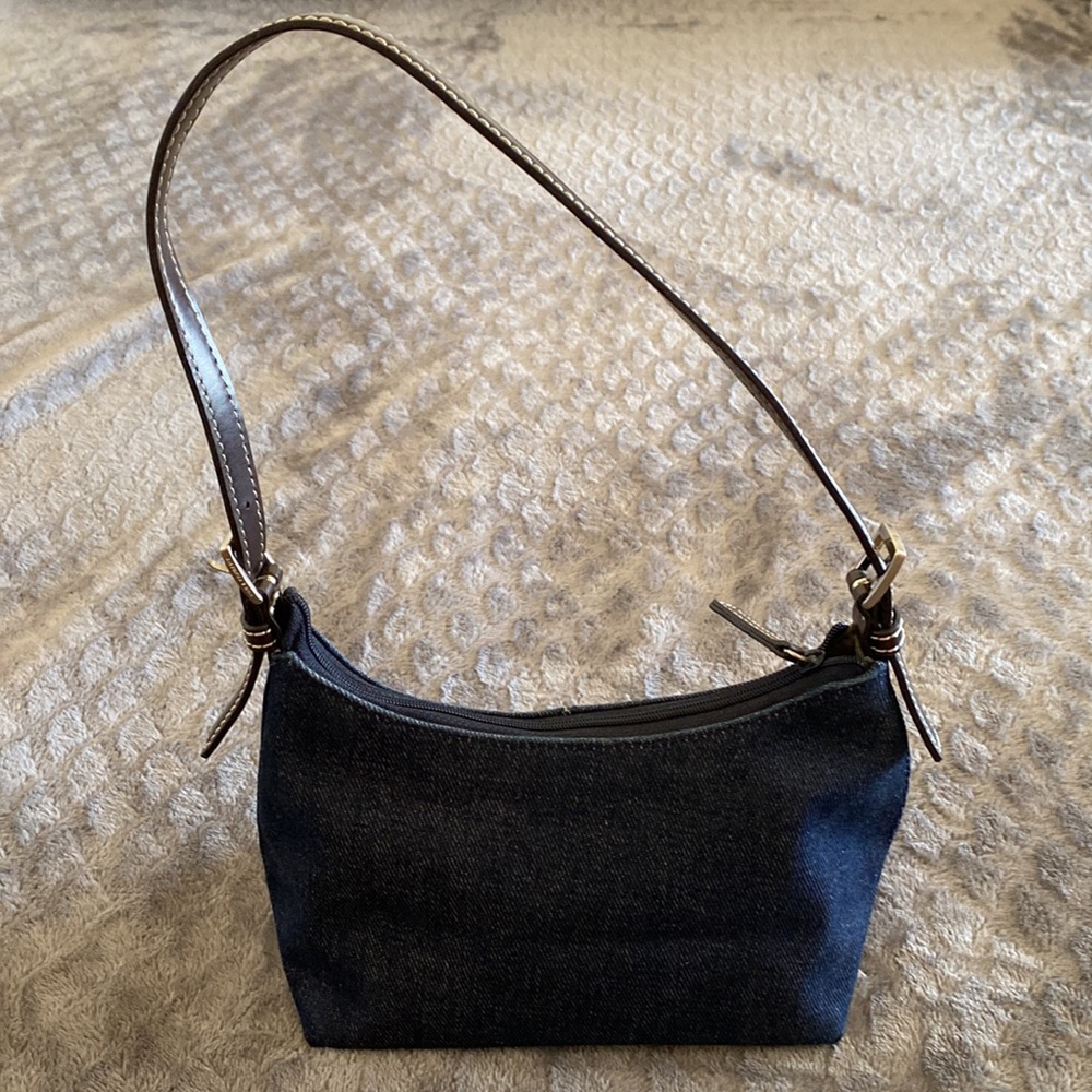Small Handbag - Picture 2 of 9